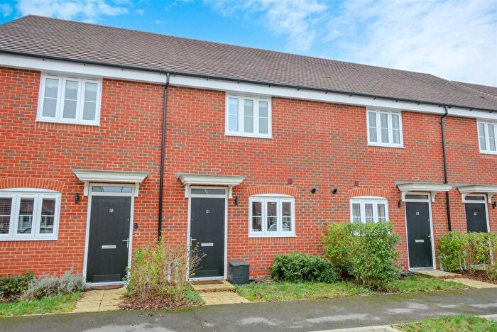 2 Bedroom Terraced House For Sale In Elizabeth Road, Mongewell, OX10