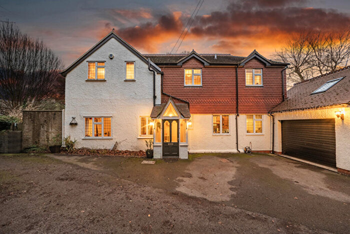 5 Bedroom House For Sale In Tupwood Lane, Caterham, CR3
