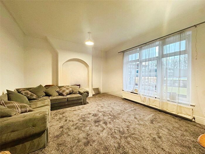 1 Bedroom Flat To Rent In Wellington Road North, Heaton Chapel, Stockport, SK4