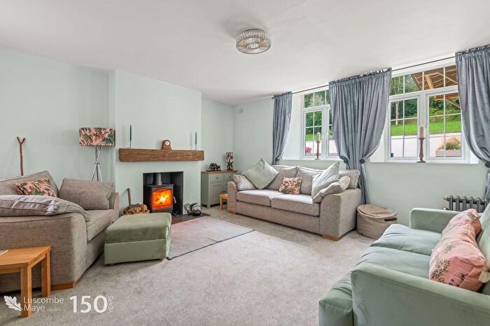 3 Bedroom Cottage For Sale In South Brent, TQ10