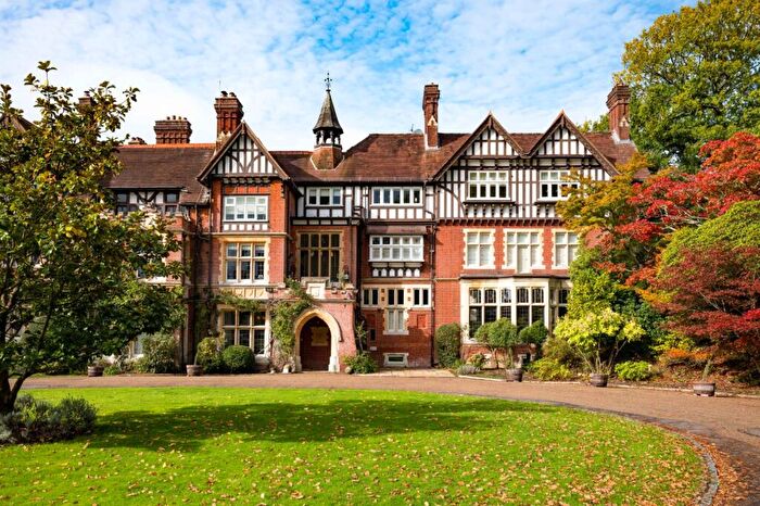 2 Bedroom Apartment For Sale In Brook House, Hammingden Lane, Ardingly, RH17