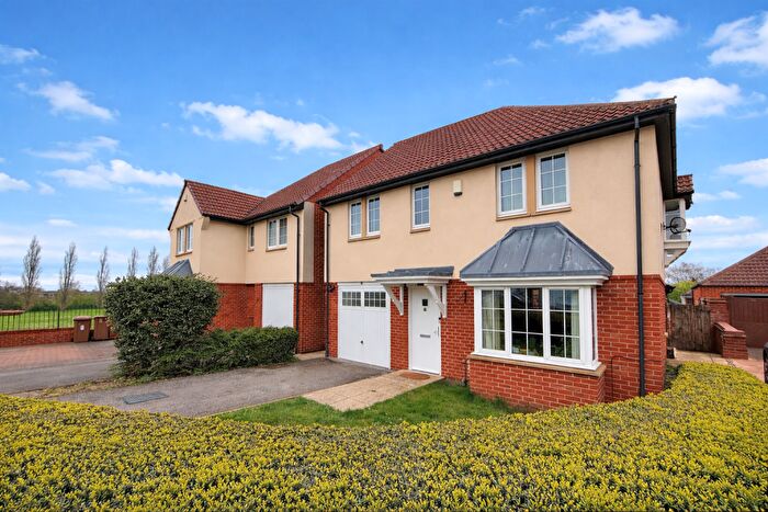 4 Bedroom Detached House For Sale In Longdales Place, Lincoln, LN2