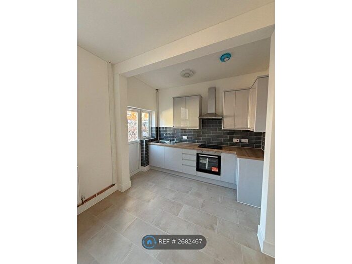 4 Bedroom Terraced House To Rent In Lawrence Rd, Liverpool, L15