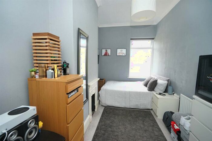 3 Bedroom Terraced House For Sale In Higher Austins, Lostock, Bolton, BL6