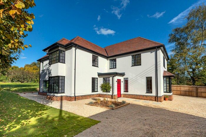 5 Bedroom Detached House For Sale In Main Road, Itchen Abbas, Winchester, Hampshire, SO21