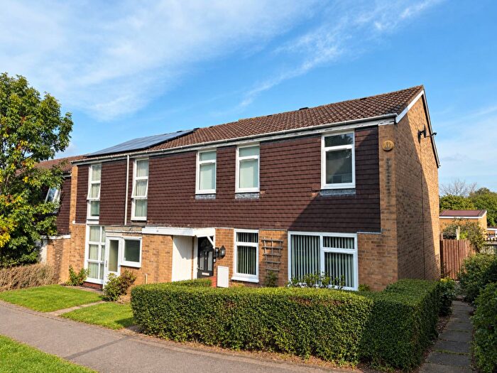 4 Bedroom End Of Terrace House For Sale In Smyth Court, Lumbertubs, Northamptop, NN3