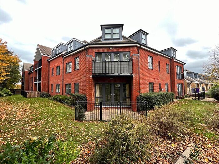 1 Bedroom Apartment To Rent In Goodes Court, Royston, SG8