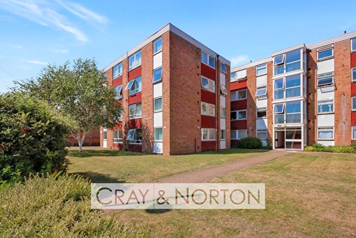 2 Bedroom Flat For Sale In Ashburton Road, Addiscombe, CR0