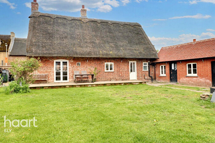 2 Bedroom Detached House For Sale In High Street, Wilburton, CB6