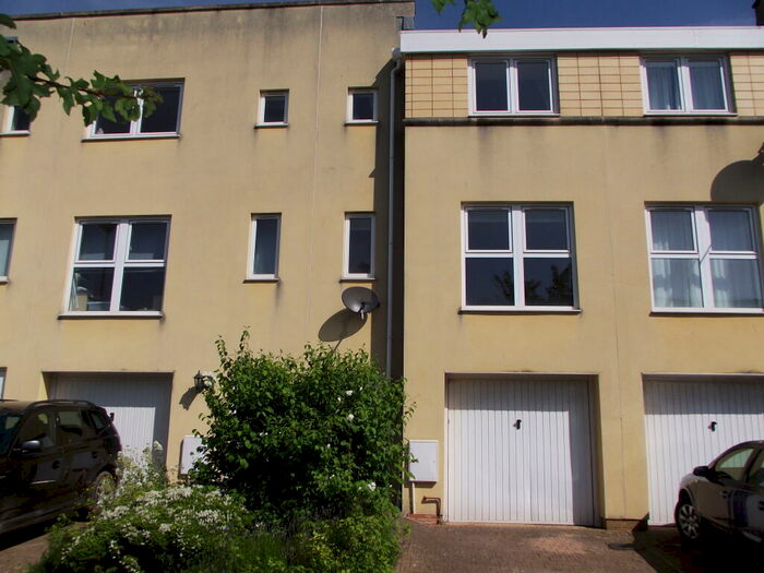 4 Bedroom House To Rent In Richmond Court, St Davids Hill, EX4