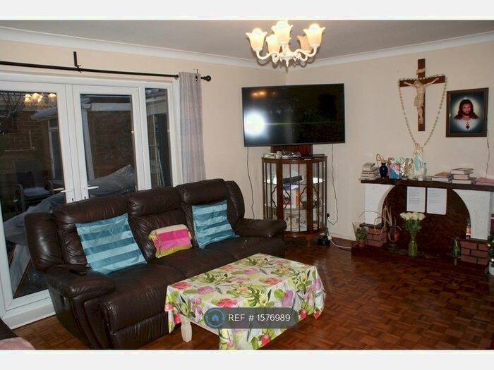 3 Bedroom Detached House To Rent In Hesketh Drive, Northwich, CW9