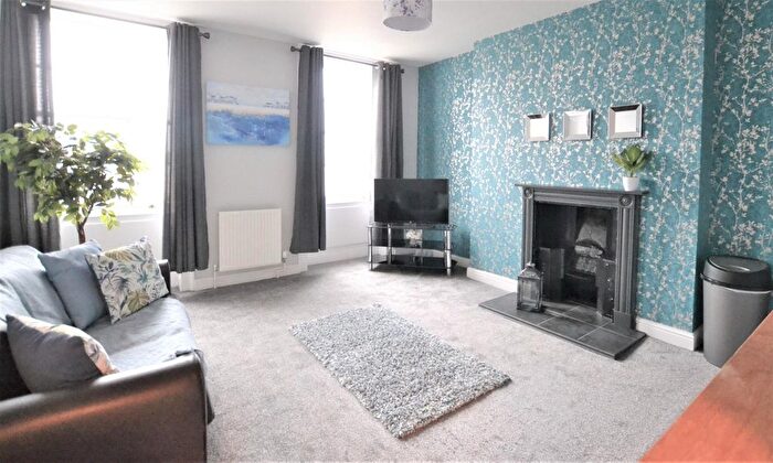 2 Bedroom Flat To Rent In Albion Street, Cheltenham, GL52