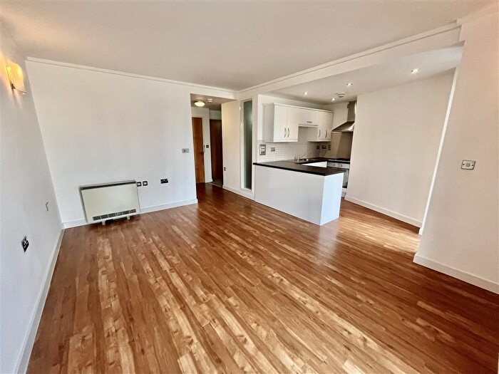 1 Bedroom Flat To Rent In Belward Street, Nottingham, NG1