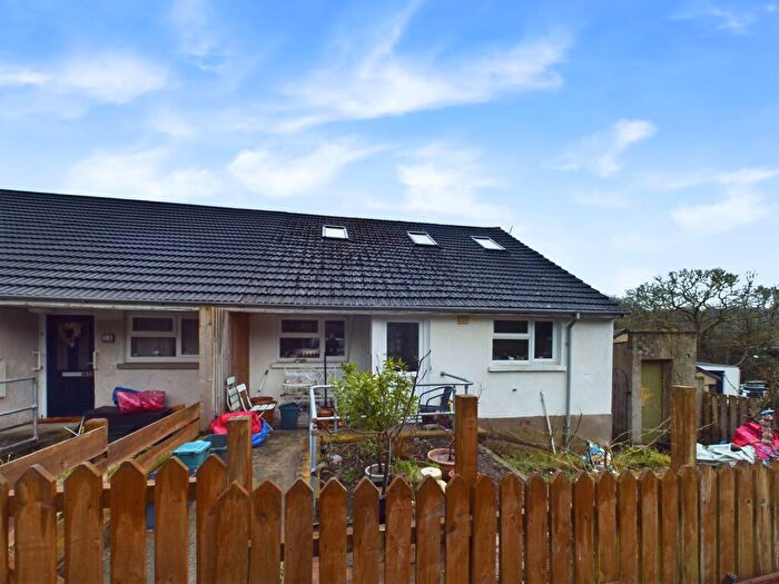 2 Bedroom Semi-Detached Bungalow For Sale In Lake Villas, Llangwm, SA62