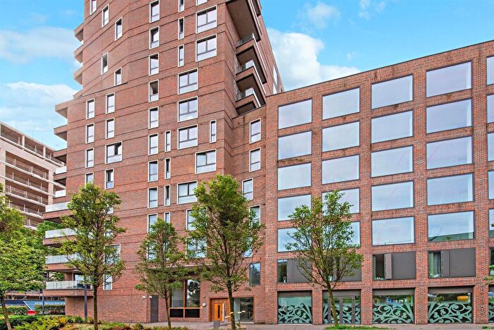 1 Bedroom Flat To Rent In Connaught Heights, Waterside Park, E16