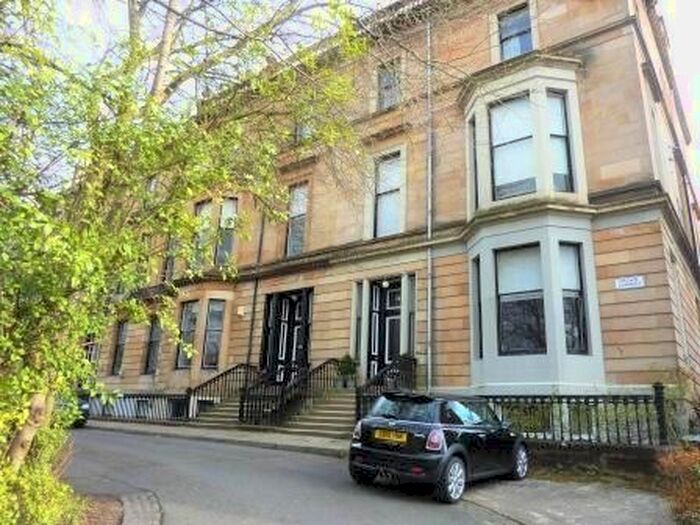 3 Bedroom Flat To Rent In Crown Gardens, West End, Glasgow, G12