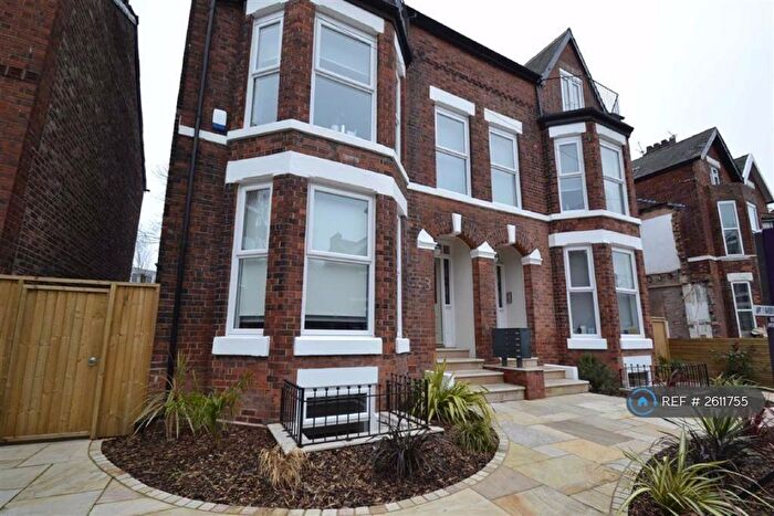 2 Bedroom Flat To Rent In York Road, Manchester, M21