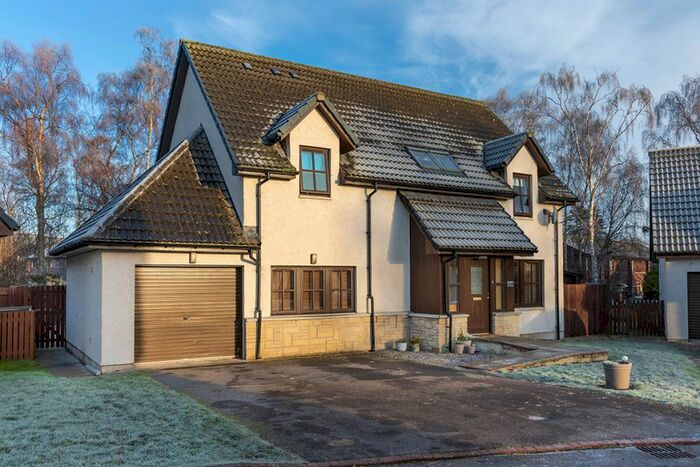 4 Bedroom Detached House For Sale In Davis Drive, Alness, IV17