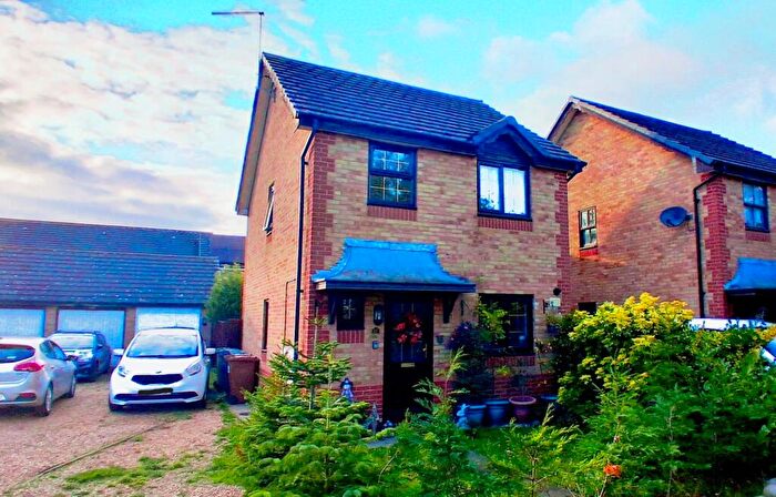 3 Bedroom Detached House For Sale In Newlands Road, Whittlesey, Peterborough, PE7