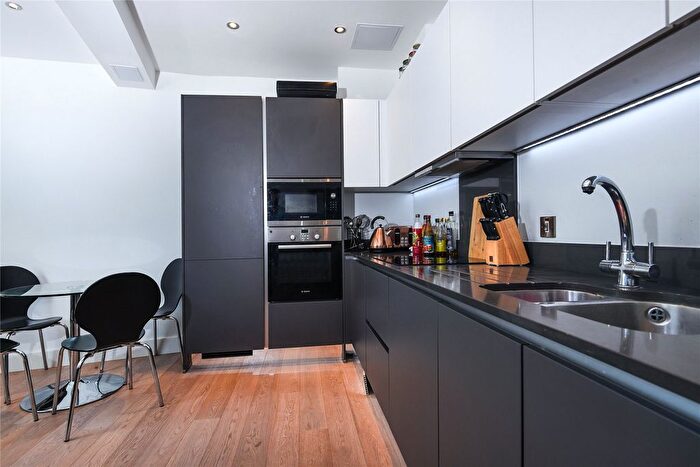 1 Bedroom Flat To Rent In The Glassworks, London, SE8