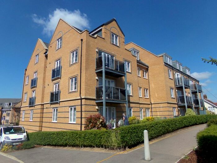 2 Bedroom Apartment To Rent In Constables Way, Hertford, Hertfordshire, SG13