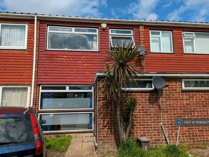 3 Bedroom Terraced House To Rent In Brunswick Road, Bexleyheath, DA6