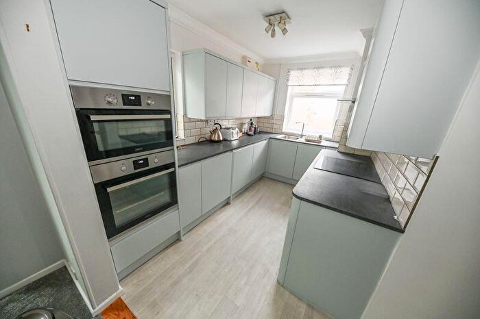 2 Bedroom Semi-Detached Bungalow To Rent In Deverell Place, Waterlooville, PO7