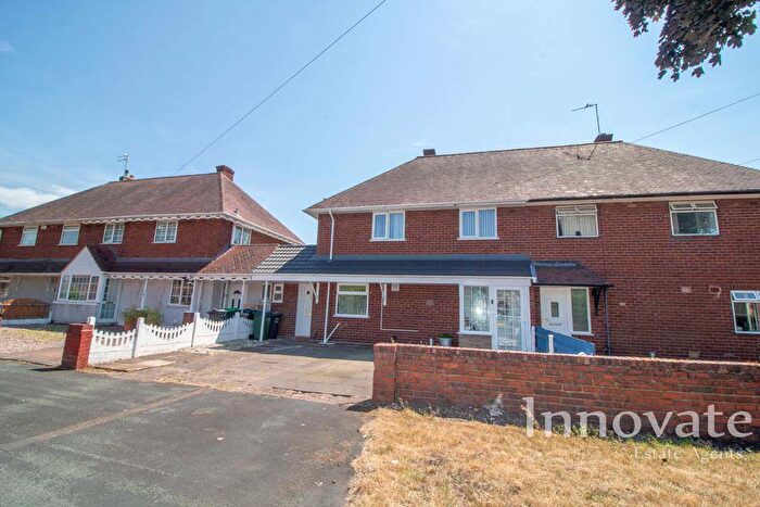 3 Bedroom Semi Detached House For Sale In Arthur Road, Tipton, DY4