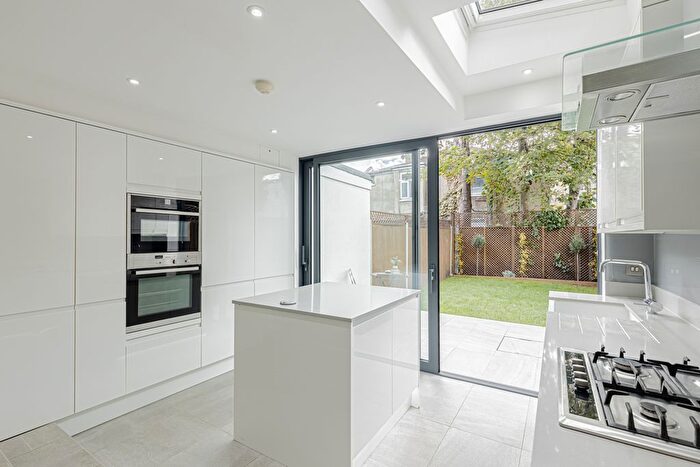 4 Bedroom Terraced House To Rent In Lancaster Road, London, E17