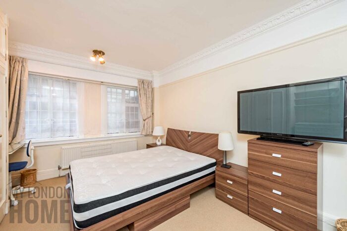 1 Bedroom Flat To Rent In Chiltern Court, Baker Street, Marylebone, London, NW1