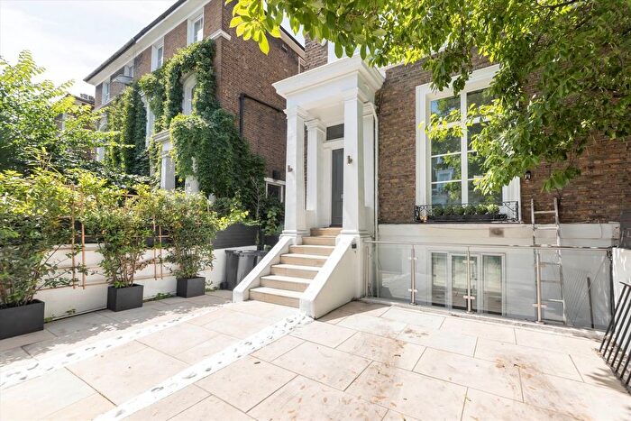 4 Bedroom Property To Rent In Gunter Grove, Chelsea, SW10
