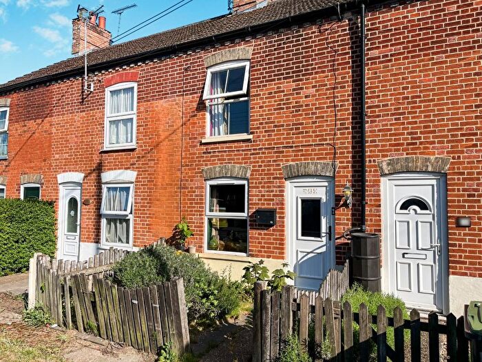 2 Bedroom Terraced House For Sale In London Road, Brandon, IP27