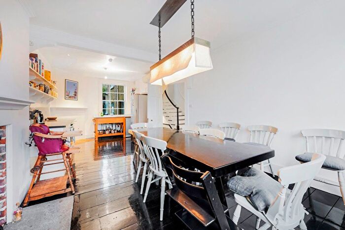 4 Bedroom Terraced House To Rent In Cheyne Walk, London, SW10