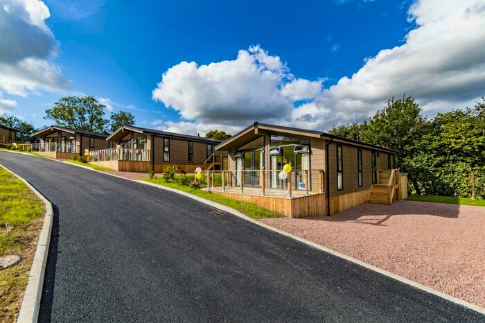 2 Bedroom Chalet For Sale In Lower Bardley Court, Stottesdon, Worcestershire, DY14