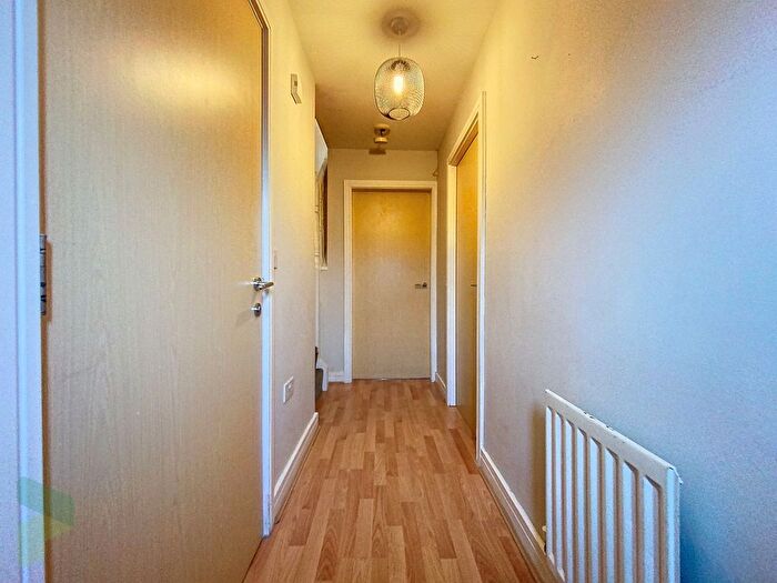 3 Bedroom Town House For Sale In Burton Close, Darwen, BB3