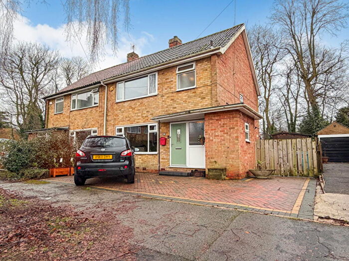 3 Bedroom Semi Detached House For Sale In St. Davids Close, Cottingham, East Riding Of Yorkshire, HU16