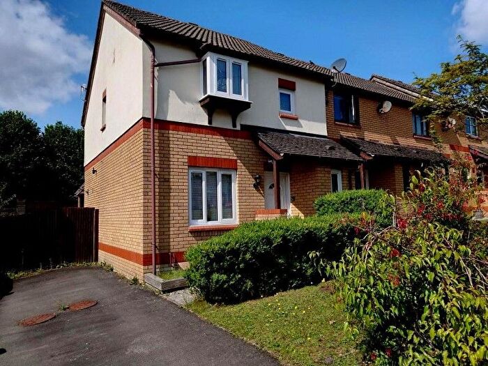 3 Bedroom Semi-Detached House To Rent In Llys Cilsaig, Dafen, Llanelli, Carmarthenshire., SA14