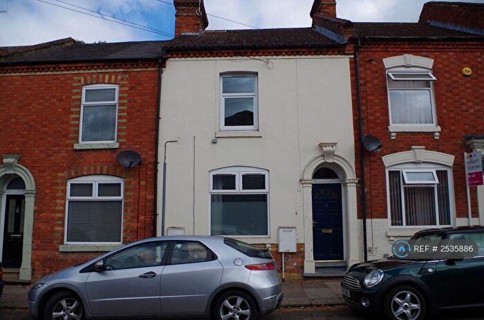 1 Bedroom Flat To Rent In Louise Road, Northampton, NN1