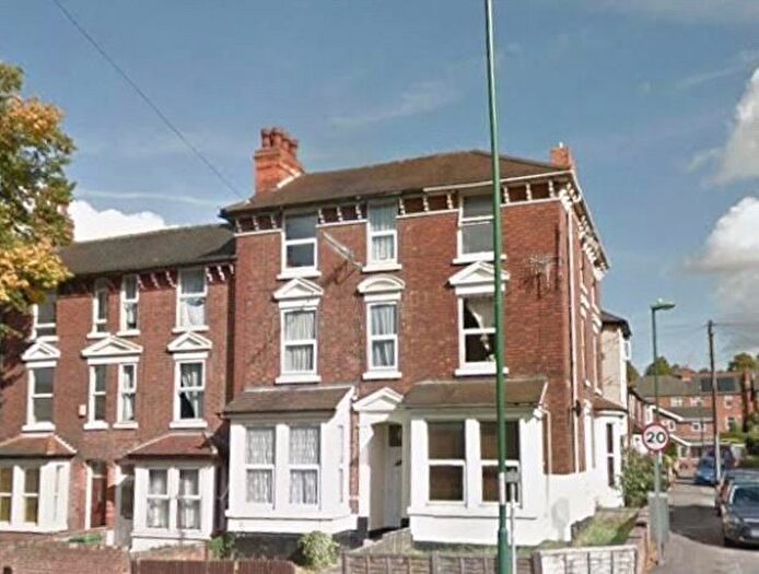 4 Bedroom End Terrace House To Rent In Hucknall Road, Carrington, Nottingham, NG5