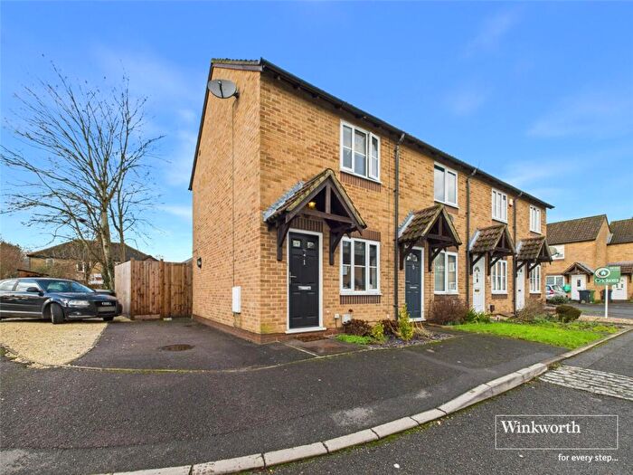 1 Bedroom End Of Terrace House For Sale In Orchardene, Newbury, Berkshire, RG14