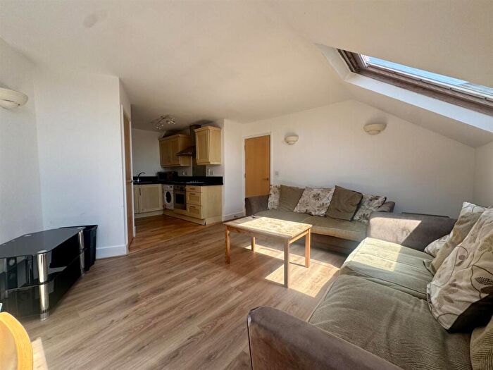 2 Bedroom Apartment To Rent In Westgate Street, Cardiff, CF10