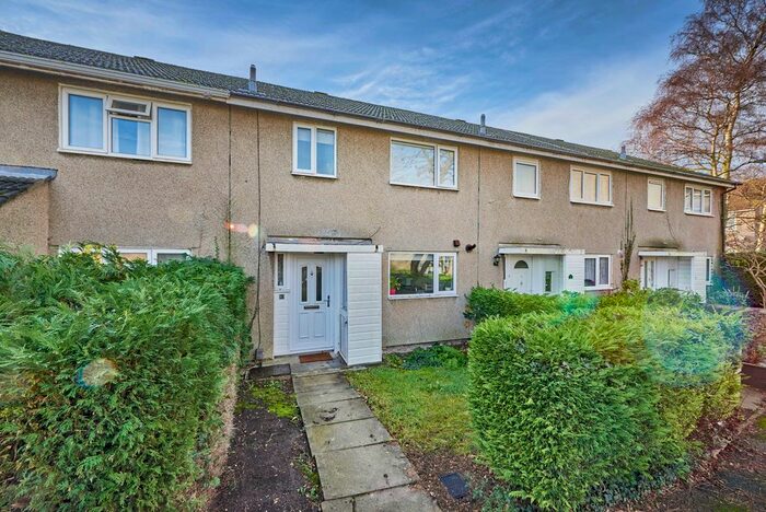 3 Bedroom Detached House To Rent In Allen Close, Wheathampstead, Herts, AL4