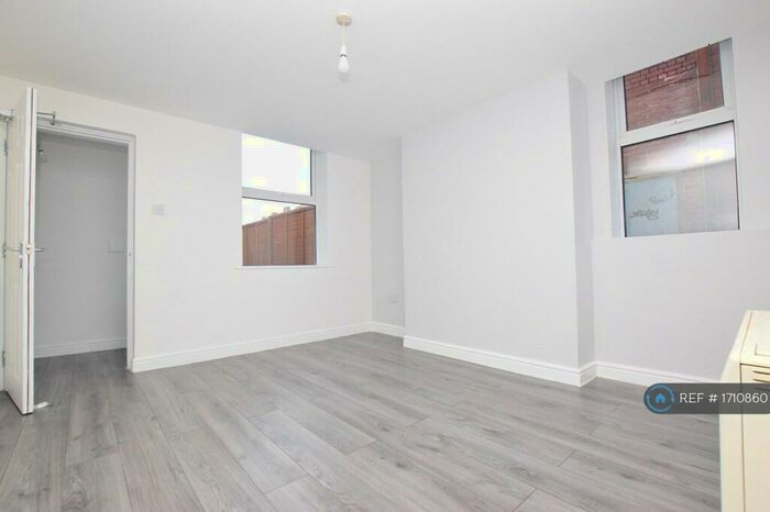 1 Bedroom Flat To Rent In Wilmot Street, Heanor, DE75