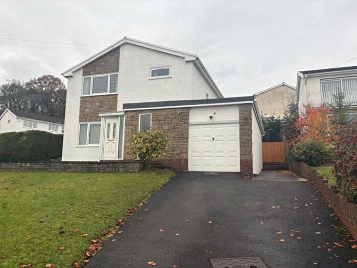 3 Bedroom Detached House To Rent In Gwysfa Road, Ynystawe, SA6