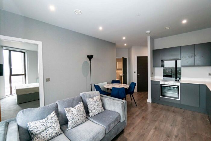 2 Bedroom Apartment To Rent In Crump Street, Liverpool, L1