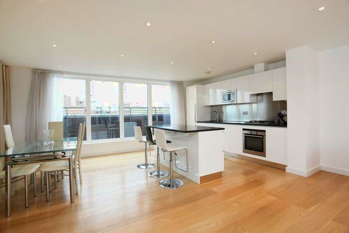 3 Bedroom Flat To Rent In Abbey Road, St John's Wood, London, NW8