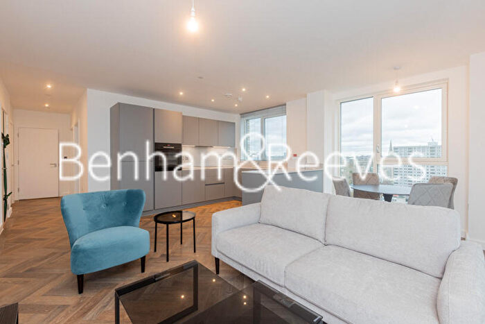 2 Bedroom Apartment To Rent In North West Quarters, Hampstead, NW6
