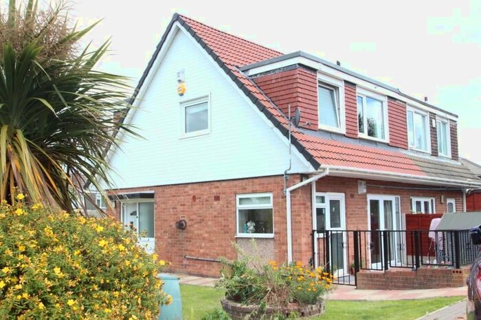 3 Bedroom Semi-Detached House To Rent In Primley Park Drive, Allwoodley, Leeds, West Yorkshire, LS17