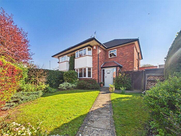 3 Bedroom Semi Detached House For Sale In Wye Road, Brockworth, Gloucester, Gloucestershire, GL3