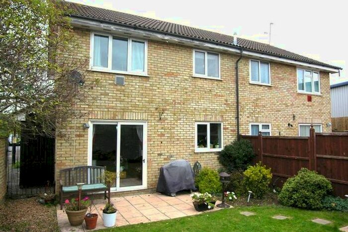 1 Bedroom End Of Terrace House To Rent In The Hawthorns, Colnbrook, Berkshire SL3